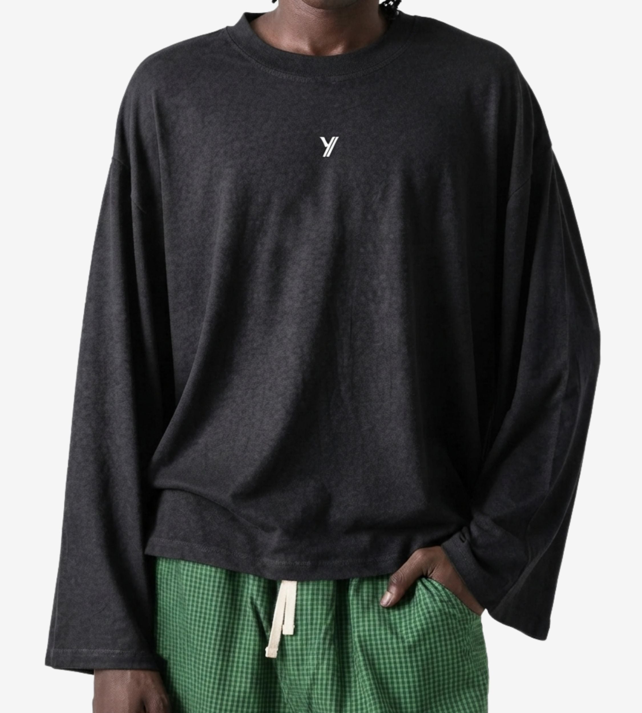 Cropped Long-Sleeve
